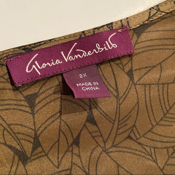 GLORIA VANDERBILT Brown leaf print blouse - Picture 4 of 7